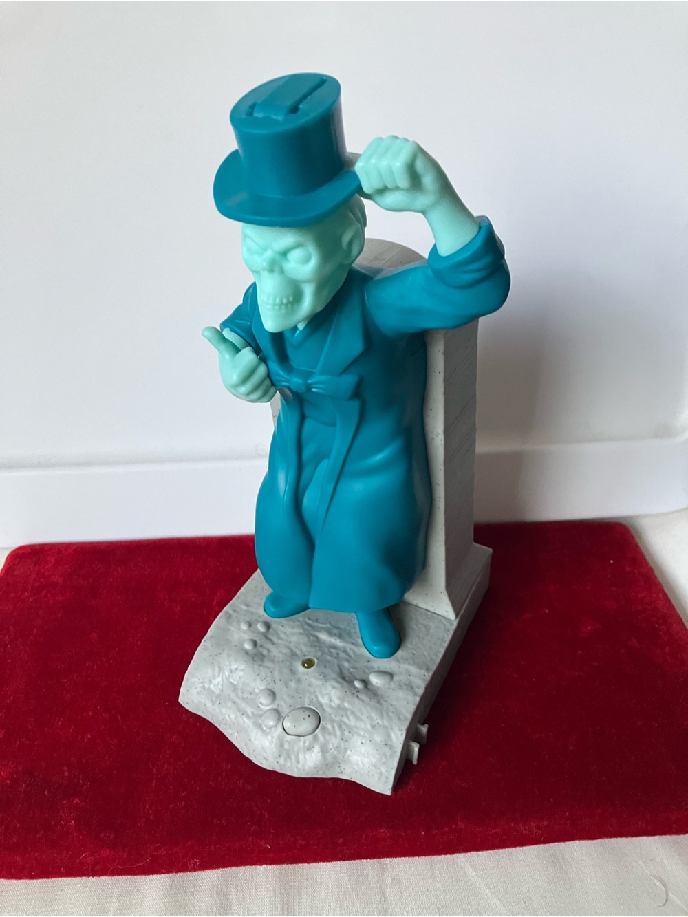Disney Haunted Mansion Ezra Ghost Sipper W Straw Halloween Decor EUC Not Working